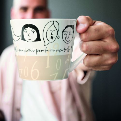 Tazza colazione in porcellana con tovaglietta americana